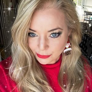 Meet your Posher, Christie